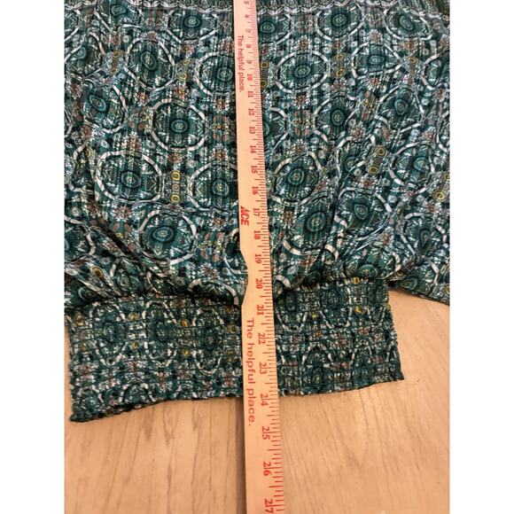 Max Studio Boho Handkerchief Blouse M Emerald Green Gold Smocked Hem Artsy Retro - Picture 9 of 14
